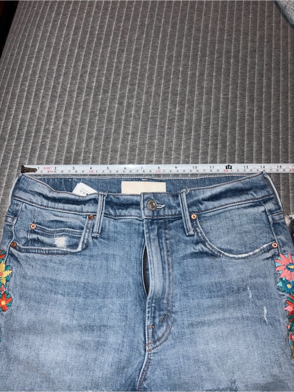 Mother Embroidered Floral Denim Shorts - Blue size 26 - Picture 12 of 14
